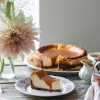 Cheesecake so slaným karemelom pečený v parnej rúre